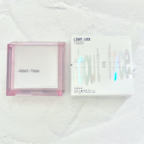 About Face light lock highlighter powder in smother. Ipsy exclusive. BNIB - Picture 5 of 8